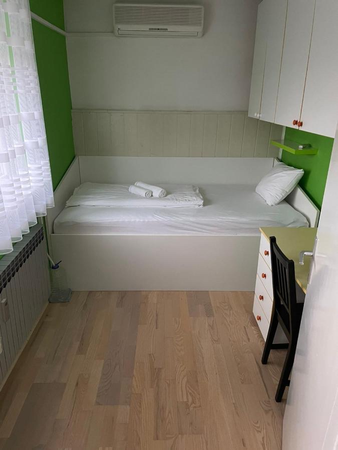 Lola Home Karlovac Eksteriør billede